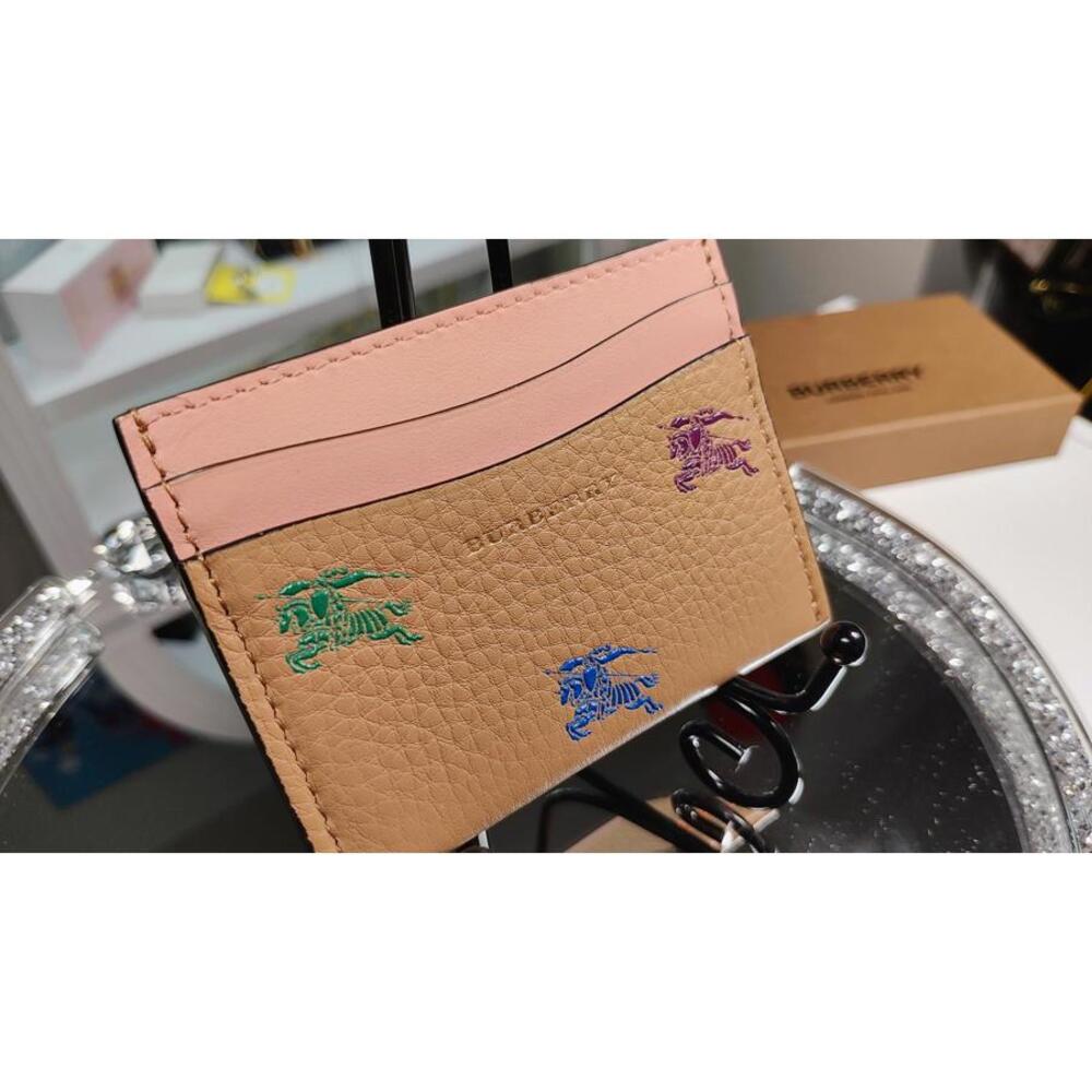 Burberry Beige Sandon 3D knight horse Card Case Logo Leather Cardholder - Picture 2 of 4